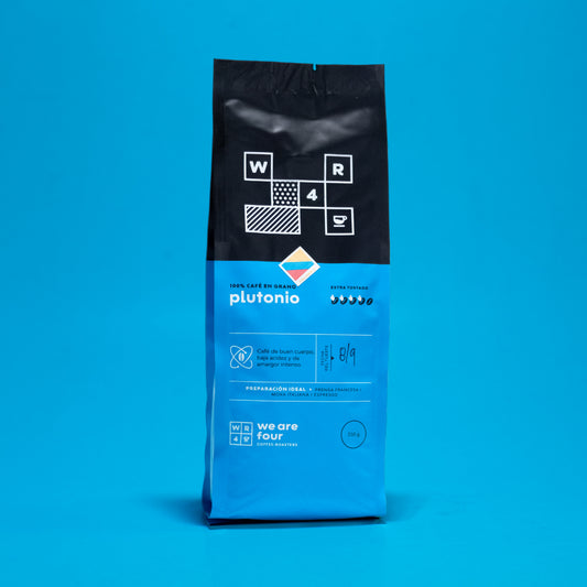 Plutonio, café en grano, ideal para prensa, moka y espresso, baja acidez y amargor
